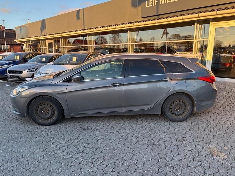 Brugt Hyundai i40 Trend 141 HK (103 kW) 2016 Koksmetal Stationcar