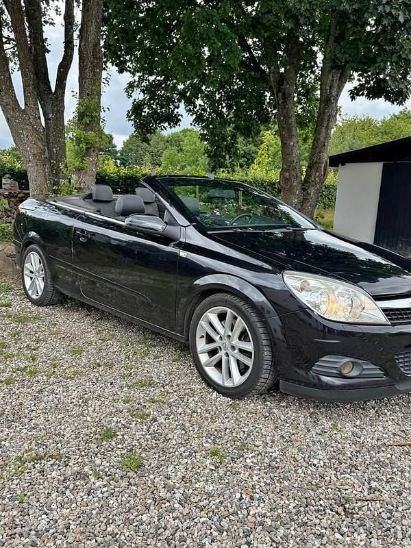 Brugt Opel Astra Cabriolet 200 HK (147 kW) 2008 Cabriolet