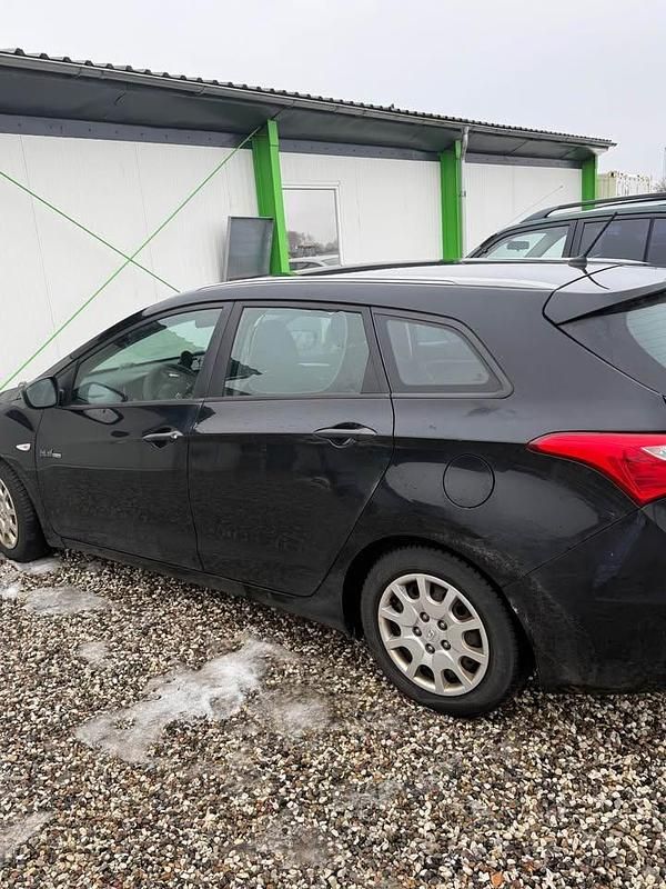Brugt Hyundai i30 Style 110 HK (80 kW) 2014 Stationcar