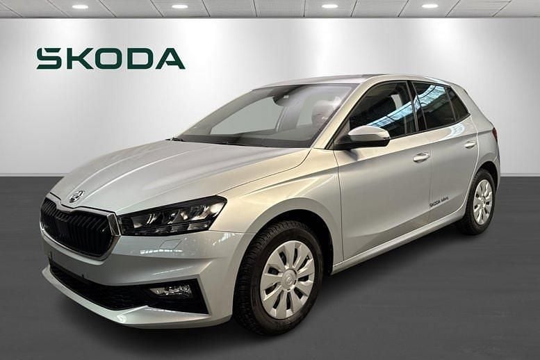 Sølvmetal Brugt 2024 Skoda Fabia Essence Hatchback | 172.900 kr. (Fair pris) - Billede 1/4