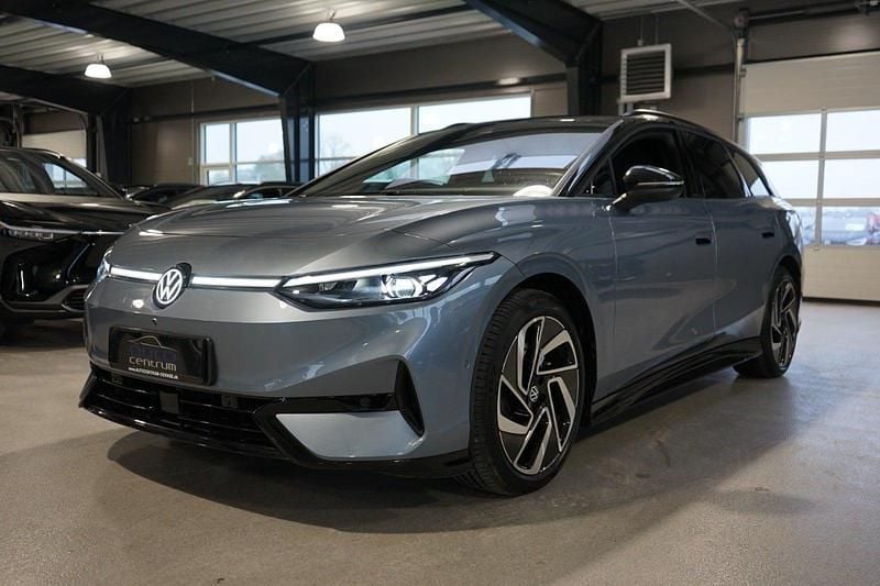 Blåmetal Brugt 2025 VW ID.7 Style Stationcar | 459.900 kr. - Billede 1/4