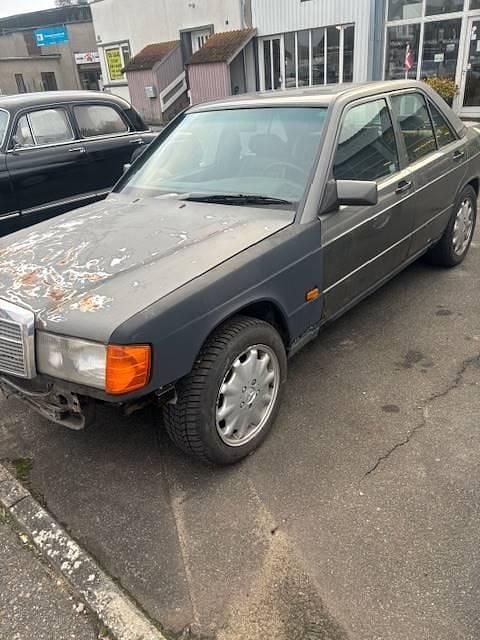 Brugt Mercedes 190 1987 Sedan