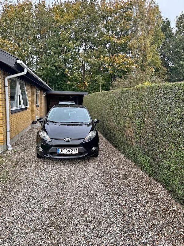 Sort Brugt 2012 Ford Fiesta Hatchback | 37.500 kr. (God pris) - Billede 1/4