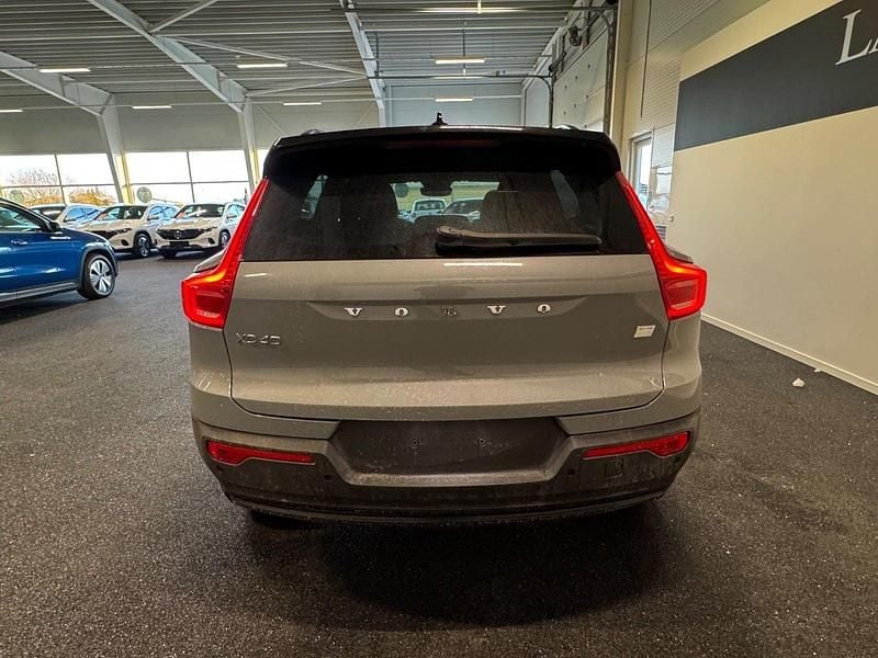 Brugt Volvo XC40 Plus 185 kW (252 HK) 2024 Gråmetal SUV