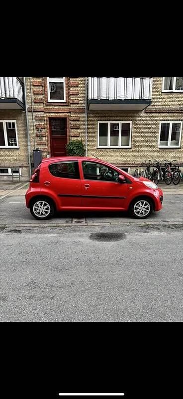 Brugt Peugeot 107 68 HK (50 kW) 2014 Rød Hatchback