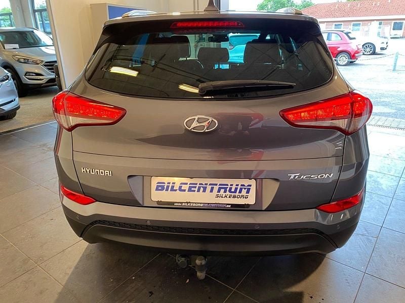 Brugt Hyundai Tucson Trend 115 HK (84 kW) 2016 Sølvmetal SUV