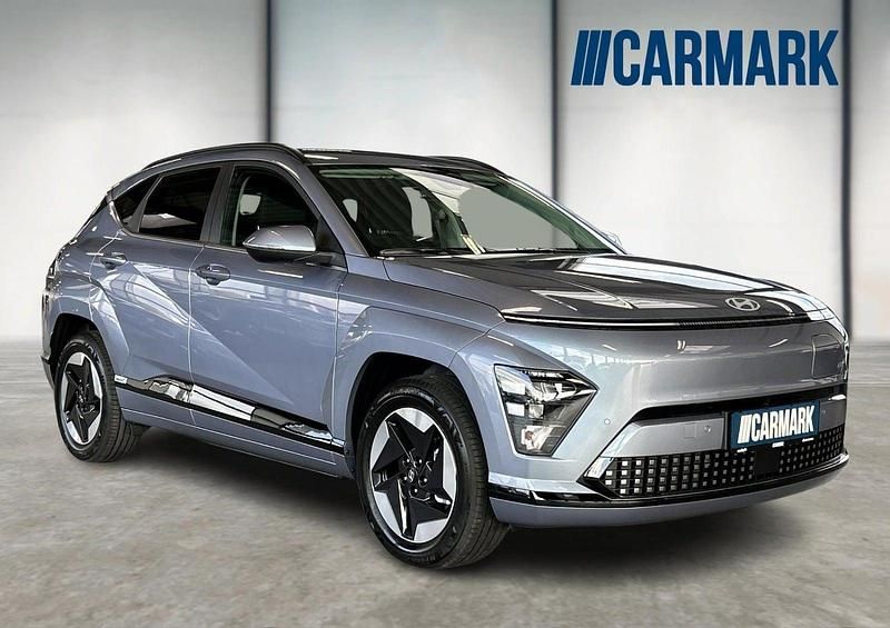 Blåmetal Ny 2025 Hyundai Kona Essential SUV | 234.900 kr. (Super pris) - Billede 1/4