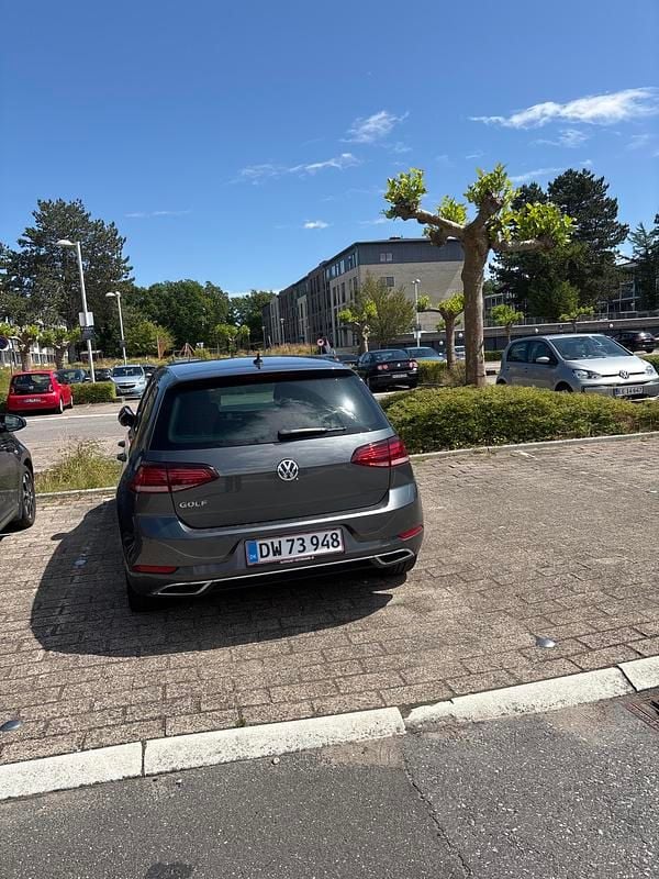 Grå Brugt 2019 VW Golf VII Highline Hatchback | 214.800 kr. (Lidt for dyr) - Billede 1/1