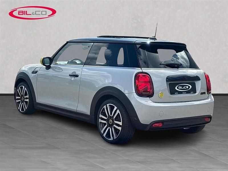 Brugt Mini Cooper SE 135 kW (184 HK) 2022 Sølv Hatchback