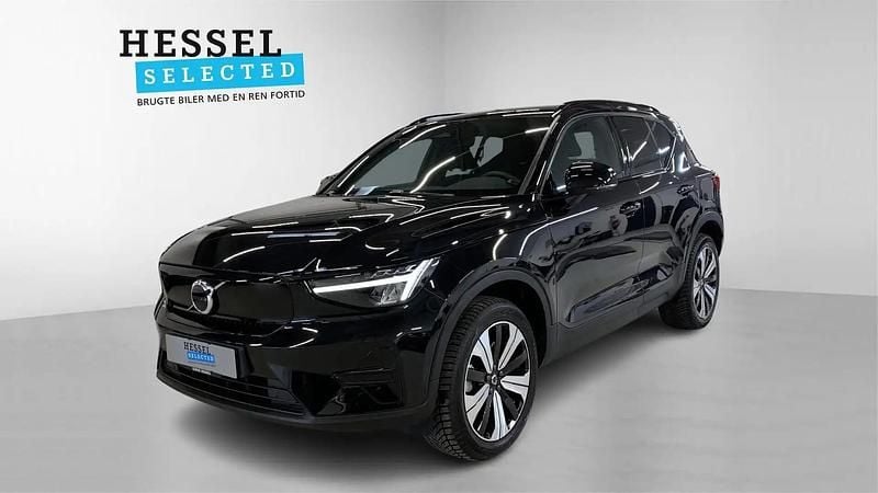 Brugt Volvo XC40 Core 169 kW (231 HK) 2022 Onyx black metallic SUV
