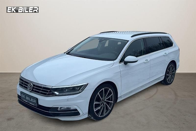 Hvid Brugt 2019 VW Passat R-line Stationcar | 219.900 kr. (Fair pris) - Billede 1/4