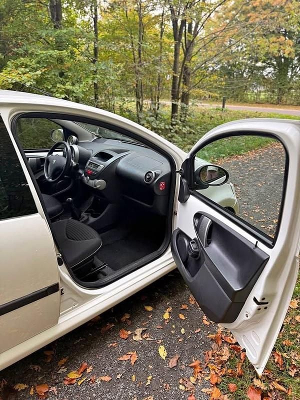 Brugt 2012 Peugeot 107 Hatchback | 30.000 kr. (Fair pris) - Billede 1/4