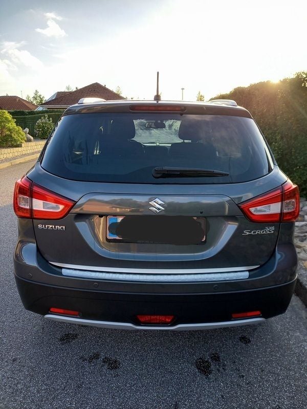 Grå Brugt 2019 Suzuki SX4 S-Cross Exclusive SUV | 147.500 kr. (God pris) - Billede 1/2