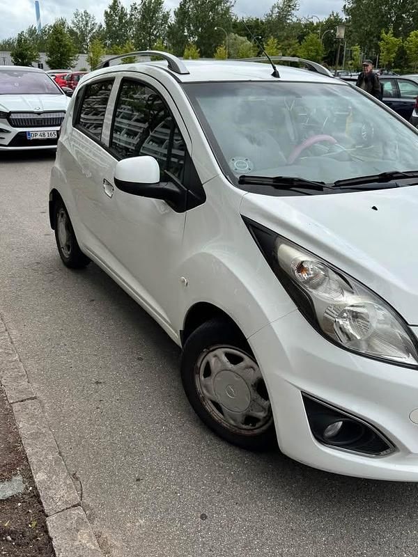 Brugt Chevrolet Spark LT 82 HK (60 kW) 2013 Hvid Hatchback