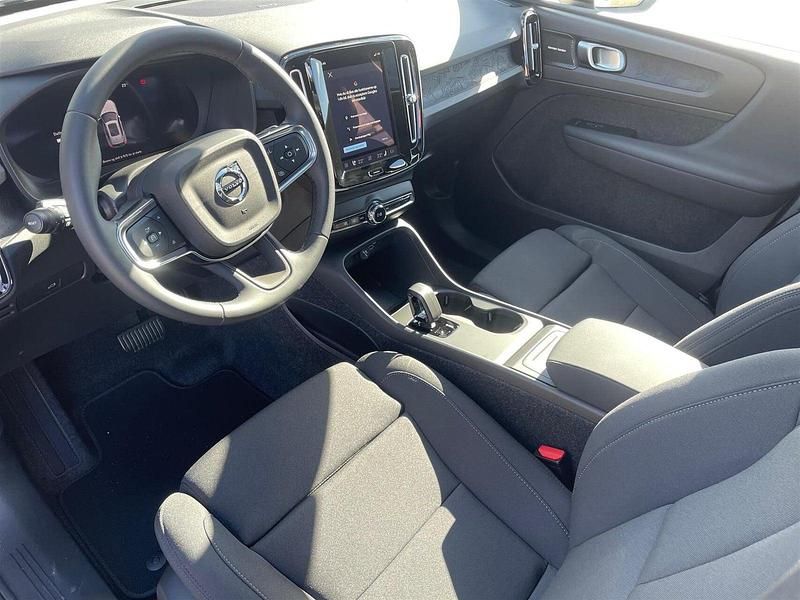 Ny Volvo EX40 185 kW (252 HK) 2025 Hvidmetal SUV