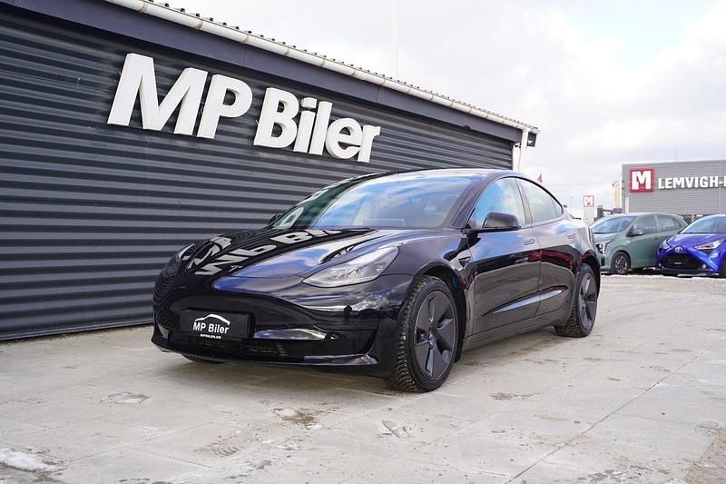 Sort Brugt 2022 Tesla Model 3 RWD Sedan | 214.700 kr. (Fair pris) - Billede 1/4