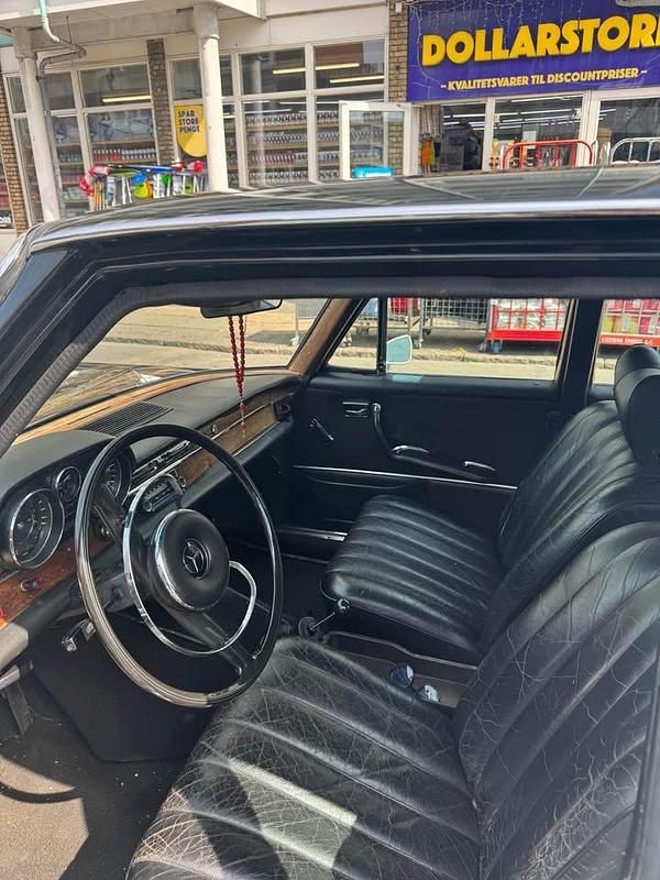 Brugt Mercedes 250 Classic 1966 Sedan