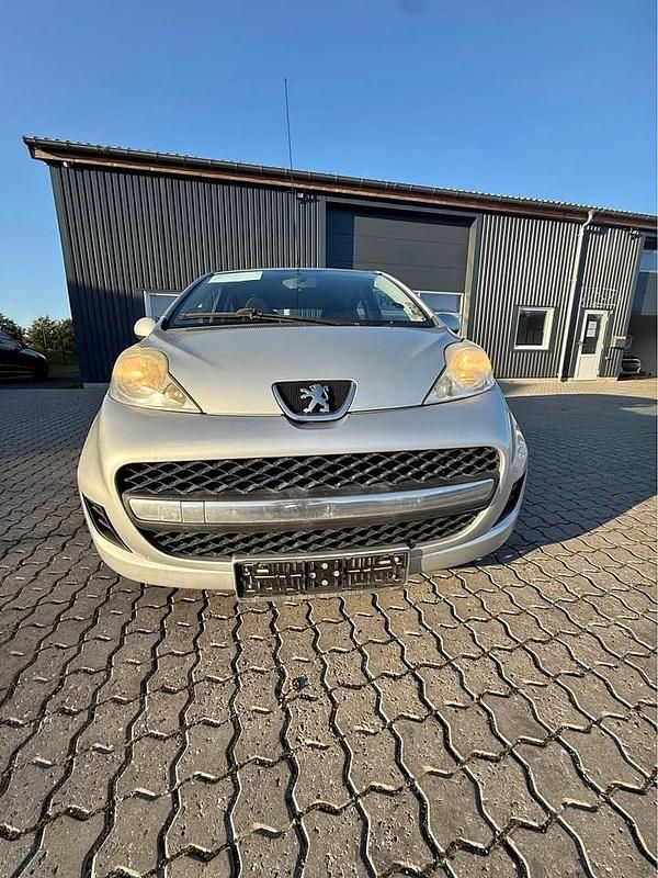 Brugt 2010 Peugeot 107 Active Hatchback | 17.900 kr. (Fair pris) - Billede 1/4