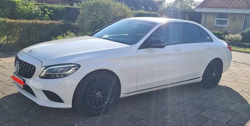 Hvid Brugt 2019 Mercedes C220 Avantgarde Sedan | 245.000 kr. (Fair pris) - Billede 1/4