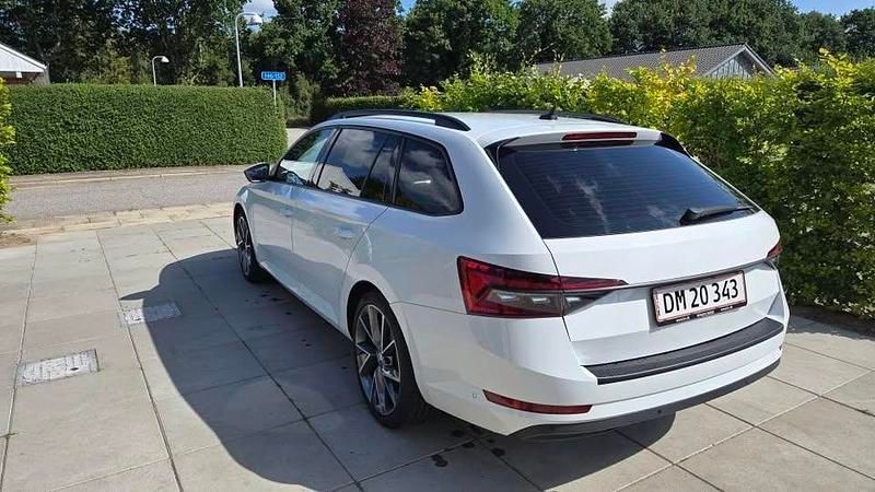Brugt Skoda Superb Business Line 150 HK (110 kW) 2020 Hvid Stationcar