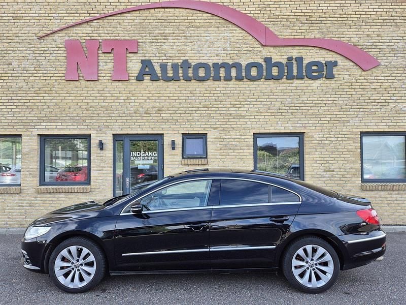 Sortmetal Brugt 2010 VW Passat Coupe | 79.900 kr. - Billede 1/4