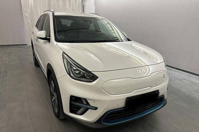 Hvidmetal Brugt 2022 Kia e-Niro Spirit SUV | 173.900 kr. (Super pris) - Billede 1/4