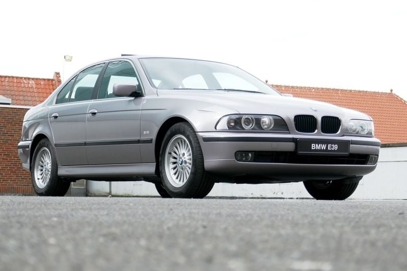 Sølv Brugt 1996 BMW 523 | 119.900 kr. - Billede 1/4