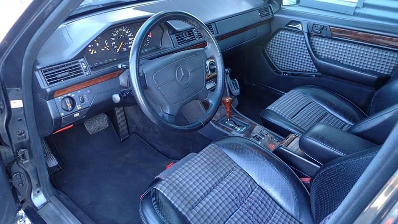Brugt Mercedes E500 1991