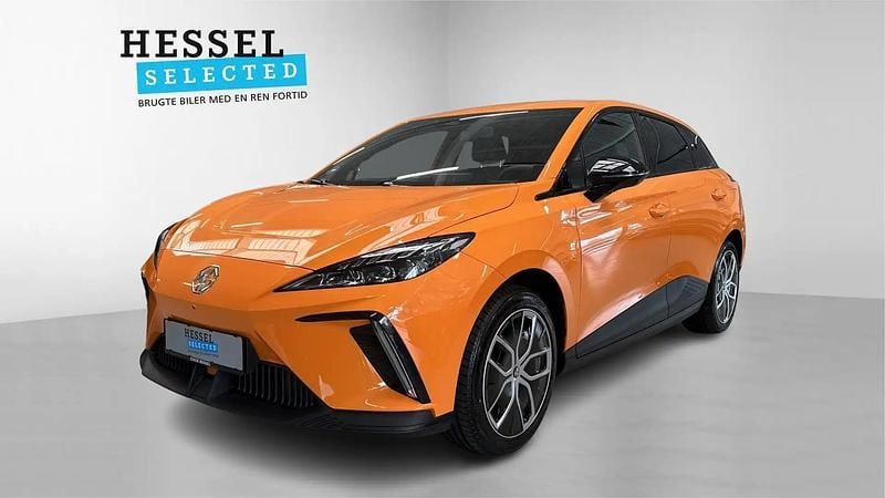 Fizzy orange Brugt 2024 MG MG4 EV Luxury Hatchback | 189.900 kr. (Fair pris) - Billede 1/4
