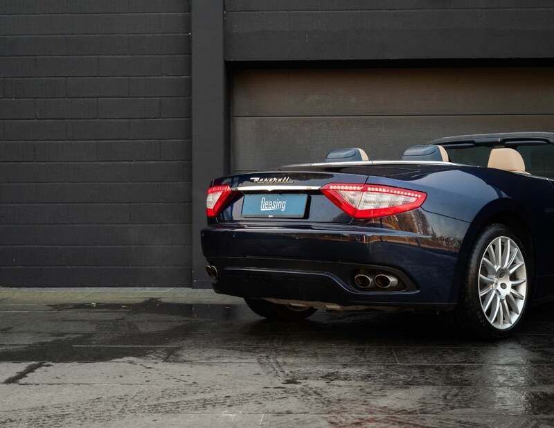 Brugt Maserati GranCabrio 440 HK (323 kW) 2011 Blå Cabriolet