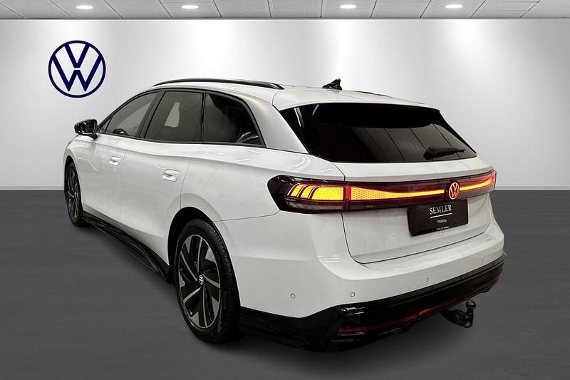 Brugt VW ID.7 Style 210 kW (286 HK) 2025 Hvidmetal Stationcar