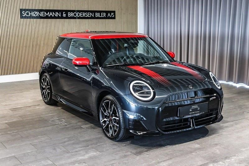 Gråmetal Brugt 2024 Mini Cooper SE Hatchback | 324.900 kr. - Billede 1/4