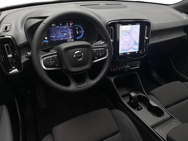 Brugt Volvo XC40 Plus 185 kW (252 HK) 2025 Hvidmetal SUV