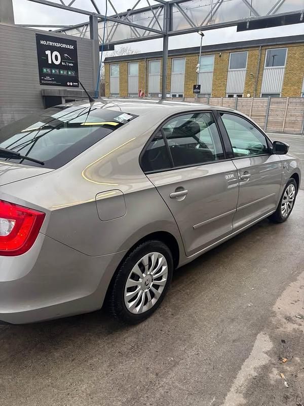 Brugt Skoda Rapid 2014 Hatchback