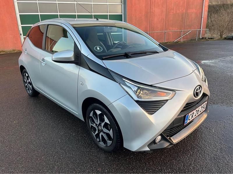 Brugt Toyota Aygo x-press 72 HK (52 kW) 2020 Grå Hatchback
