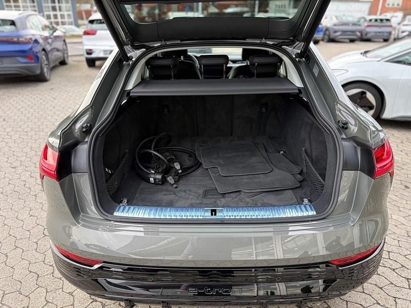 Brugt Audi Q8 e-tron S-Line 250 kW (340 HK) 2024 Gråmetal SUV