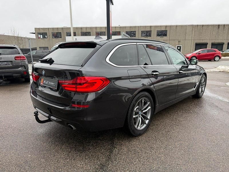 Brugt BMW 520 184 HK (135 kW) 2018 Koksmetal Stationcar