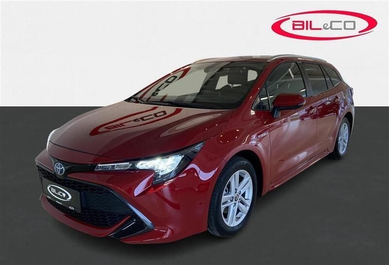 3u5 flame red Brugt 2021 Toyota Corolla Active Stationcar | 310.200 kr. - Billede 1/4