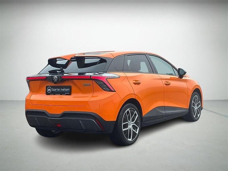 Brugt MG MG4 EV Luxury 150 kW (204 HK) 2024 Orange Hatchback