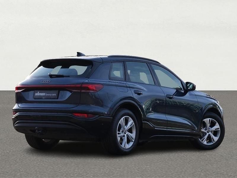 Brugt Audi Q6 e-tron Performance 225 kW (306 HK) 2024 Blåmetal SUV