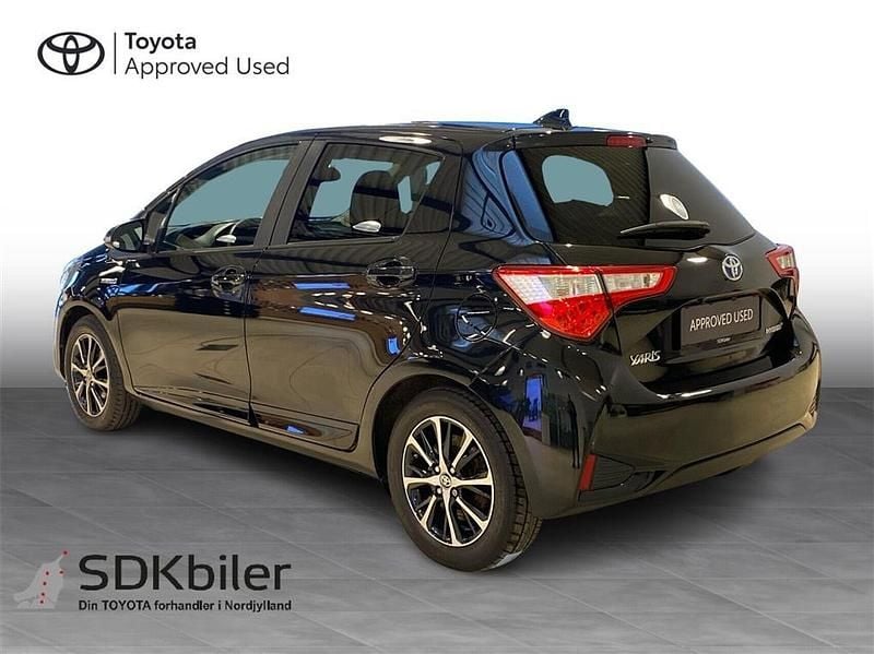 Brugt Toyota Yaris Hybrid H3 100 HK (73 kW) 2019 Sortmetal Hatchback