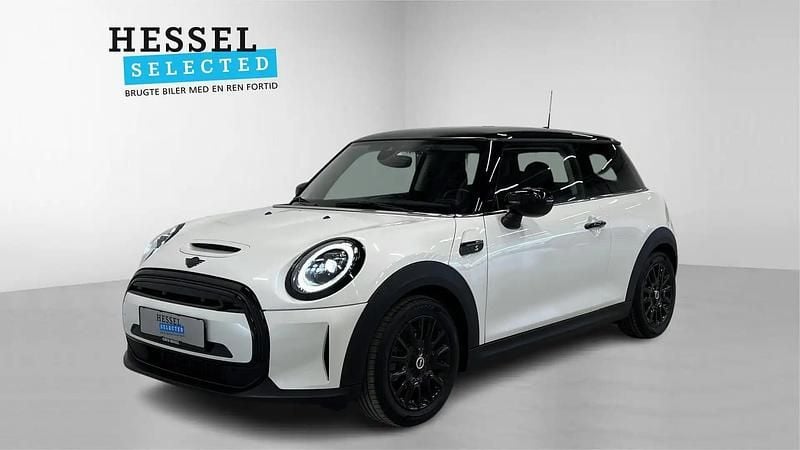 Hvid Brugt 2023 Mini Cooper Essential Hatchback | 159.900 kr. (Fair pris) - Billede 1/4