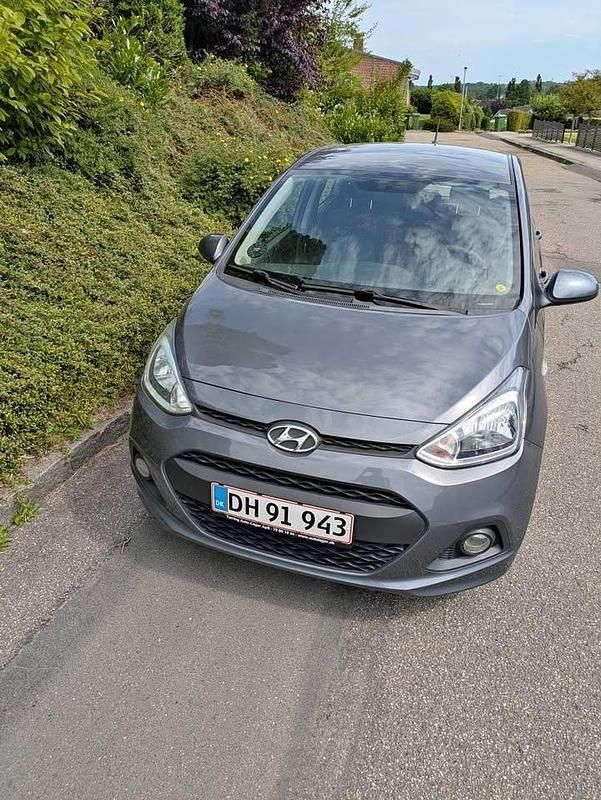 Brugt Hyundai i10 65 HK (47 kW) 2015 Grå Hatchback
