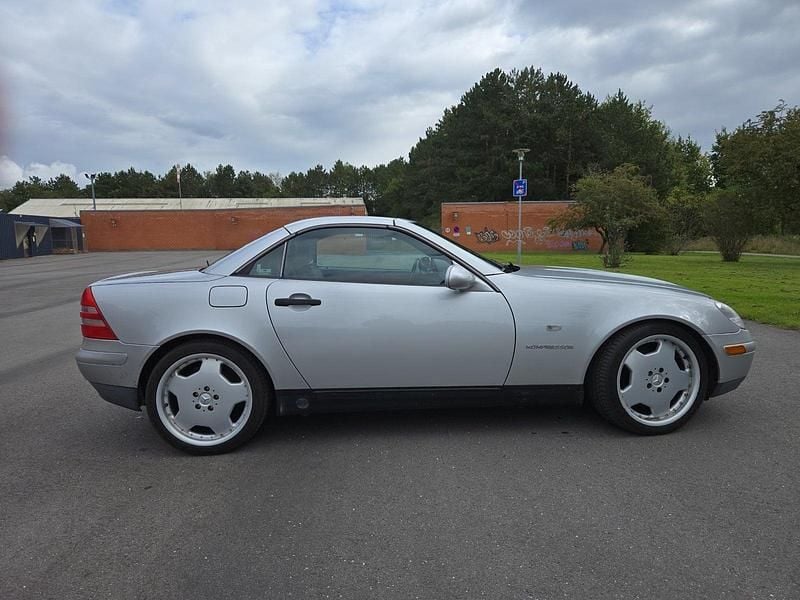 Brugt Mercedes SLK230 193 HK (141 kW) 1999 Gråmetal Cabriolet