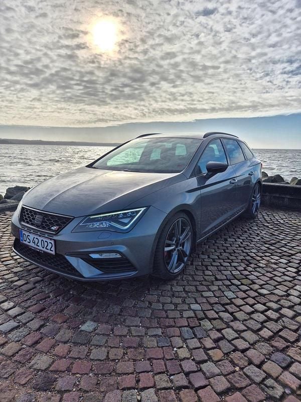 Brugt Seat Leon ST CUPRA 300 HK (220 kW) 2018 Grå Stationcar