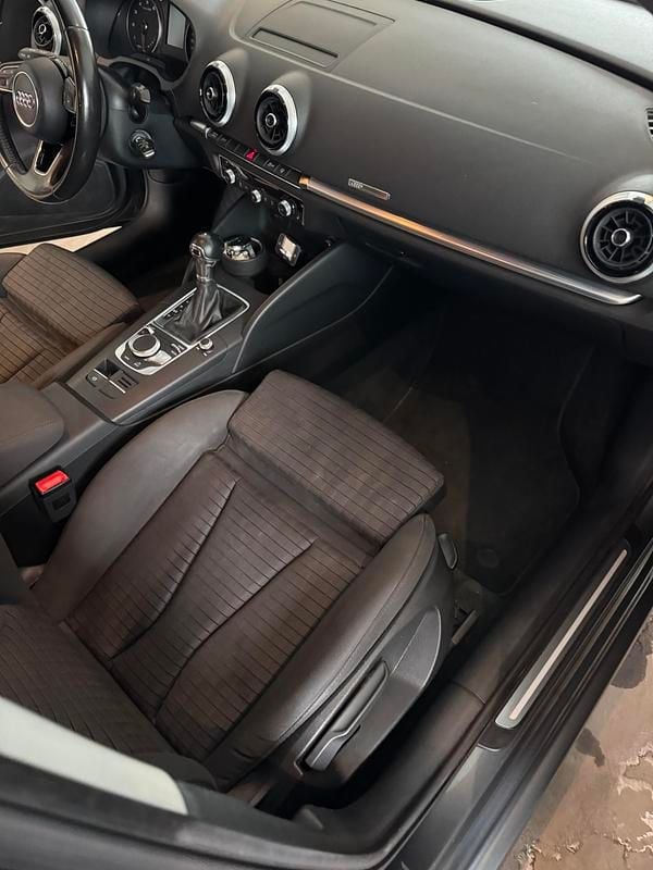 Brugt Audi A3 Sportback Comfort 150 HK (110 kW) 2017 Koks grå Hatchback
