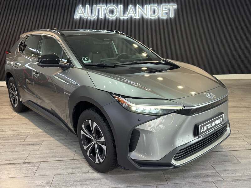Gråmetal Brugt 2023 Toyota bZ4X Executive SUV | 264.800 kr. (Super pris) - Billede 1/4