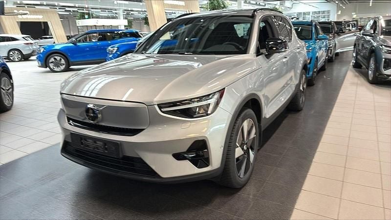Beigemetal Brugt 2023 Volvo XC40 Ultimate SUV | 359.900 kr. (Fair pris) - Billede 1/3