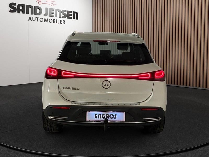 Brugt Mercedes EQA250 Electric Art 139 kW (190 HK) 2021 Hvid SUV