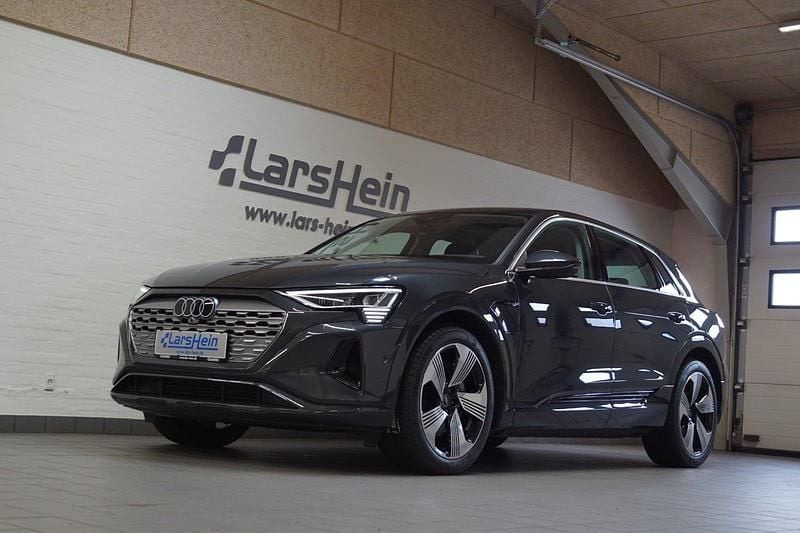 Koksmetal Brugt 2023 Audi Q8 e-tron Advanced SUV | 569.800 kr. (God pris) - Billede 1/4
